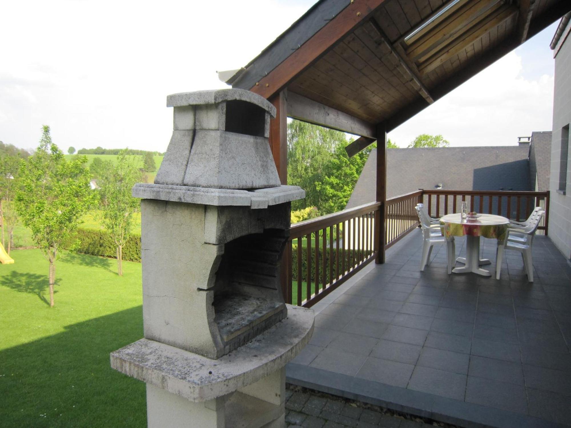 Contemporary Holiday Home In Houffalize With Private Garden Ngoại thất bức ảnh